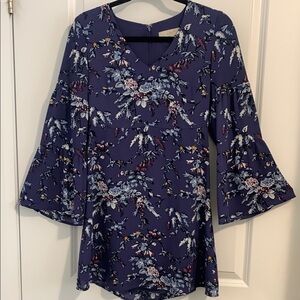 Floral V-Neck Bell Sleeve Top